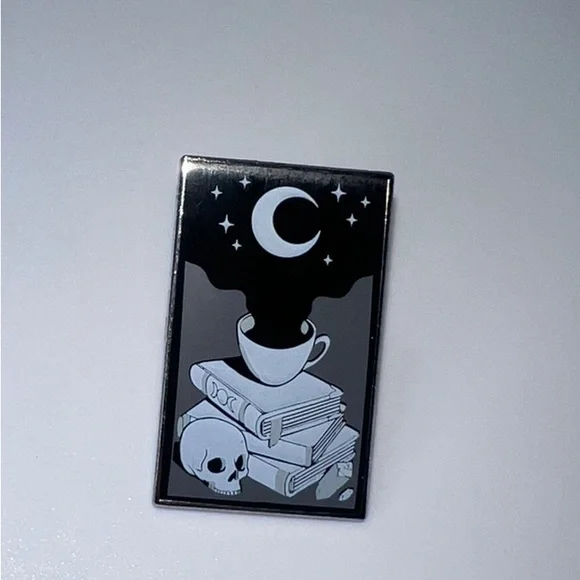 $3 WITCH PIN BROOCH NEW $3 if bundled - Picture 4 of 7